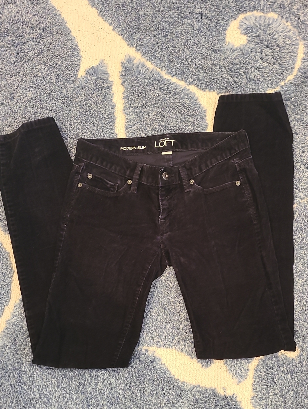 LOFT Modern Slim Women's Skinny Corduroy in Black